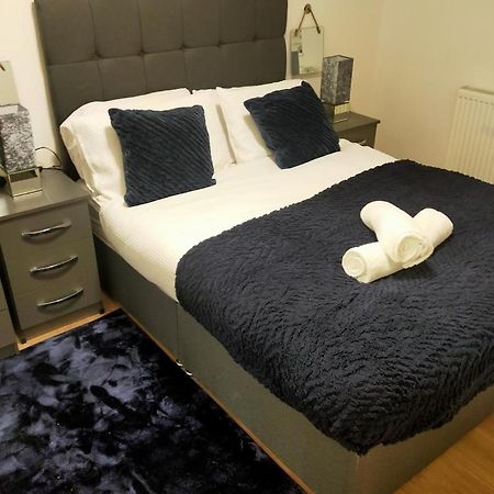 Апартаменти Impeccable 2-Bed House Лондон Екстер'єр фото